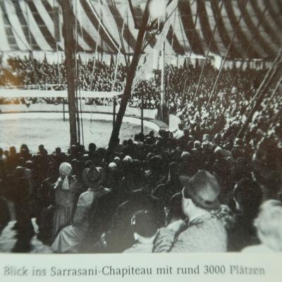 Blick In Das Sarrasani Chapiteau 3000 Pltze Bildgre Ndern